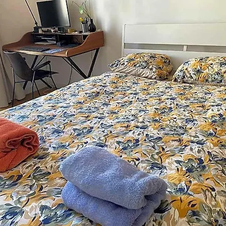 West Livingtrendy Area Spacious 2br Opera Montmartre Apartment Paris